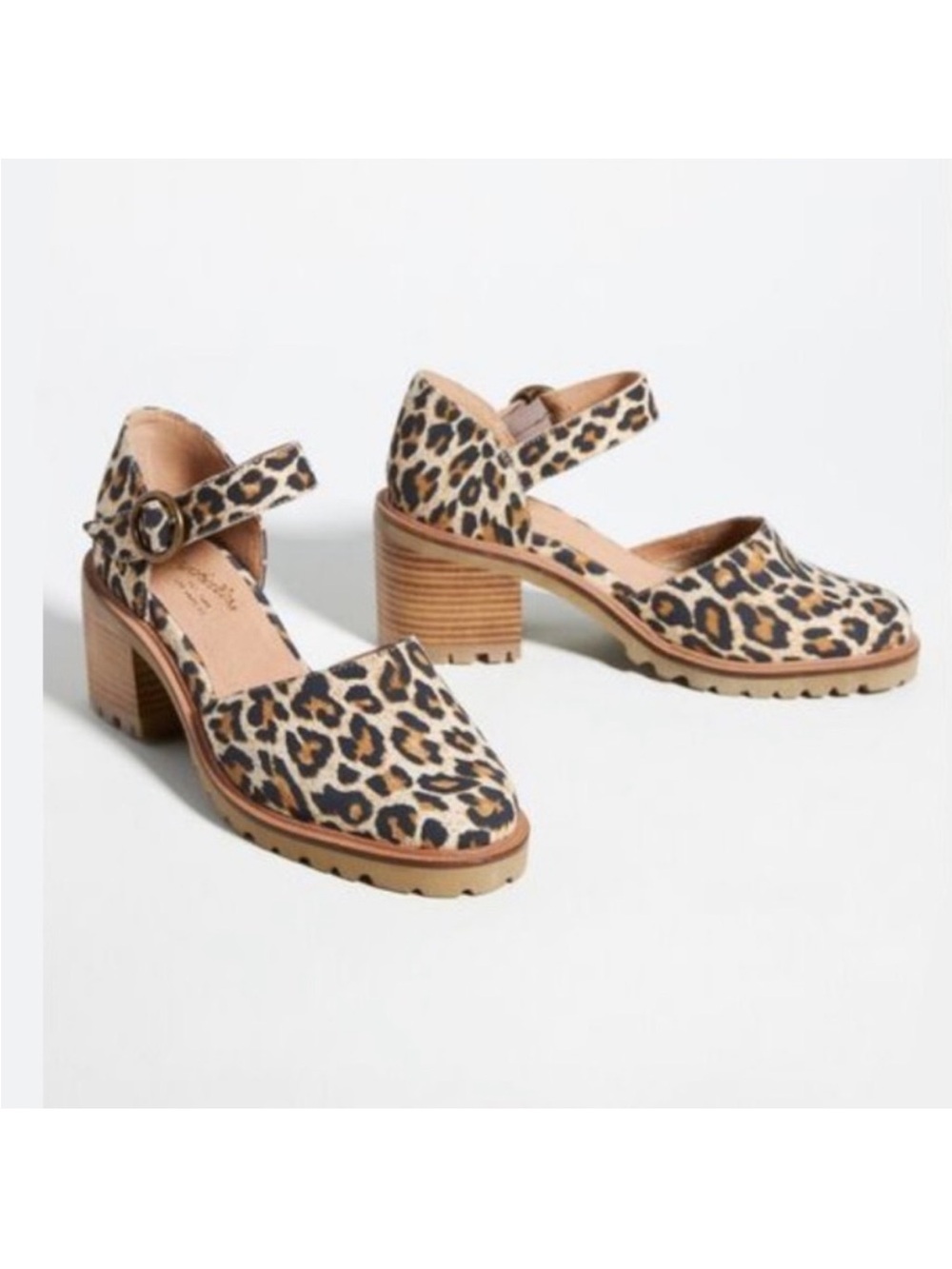 Seychelles Lock and Key Mary Jane Heels Size 9